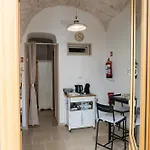 Piccola Pietra *